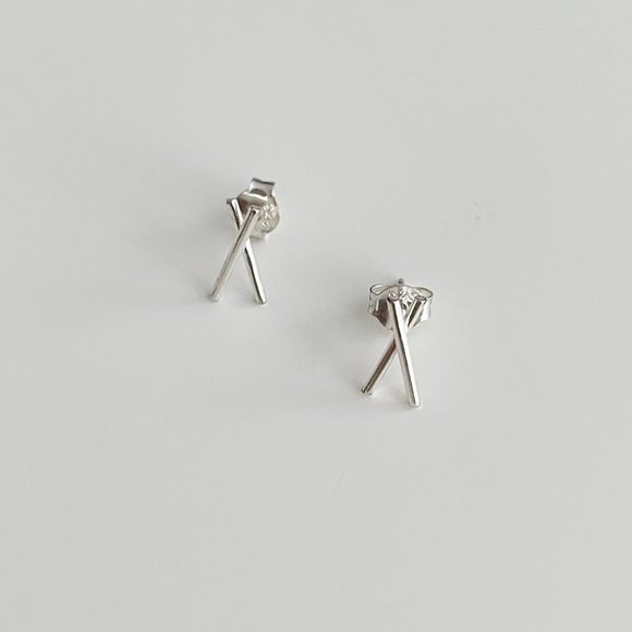 Madewell Delicate Collection Demi-Fine X Stud Earrings (Sterling Silver) - Picture 1 of 3